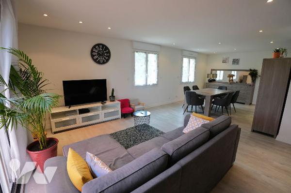 Maison trois chambres au calme avec grand terrain