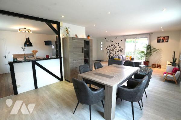 Maison trois chambres au calme avec grand terrain