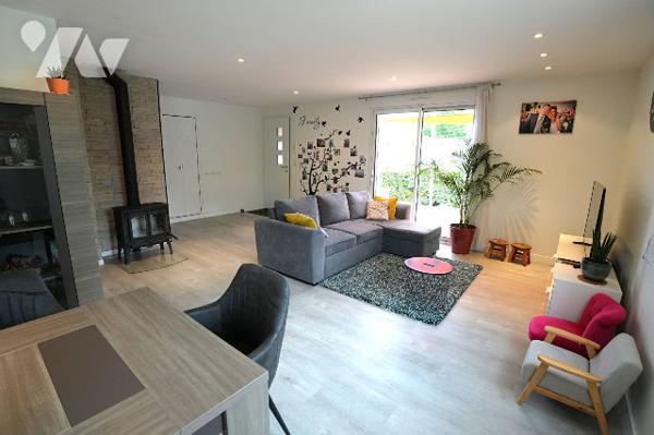 Maison trois chambres au calme avec grand terrain