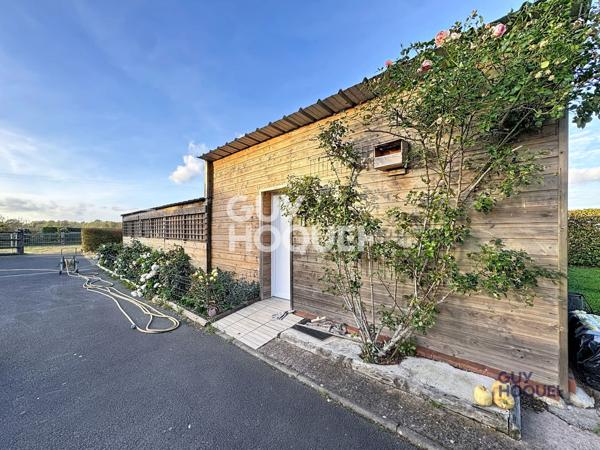 Maison plain-pied 1 hectare avec dépendances