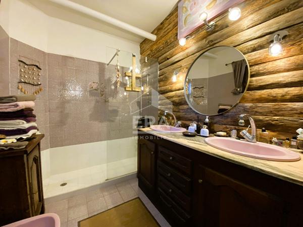 FLAYOSC Villa  234 m2 avec piscine