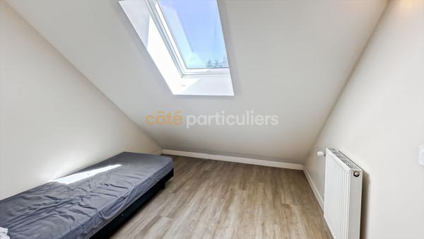 Vente
                Maison185 m² - 8 Pièces -
                    BRIE COMTE ROBERT (77170)