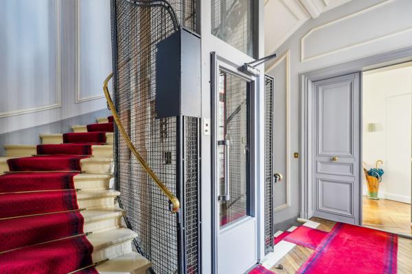 Vente Appartement de luxe Paris 8 5 Pièces 181 m²