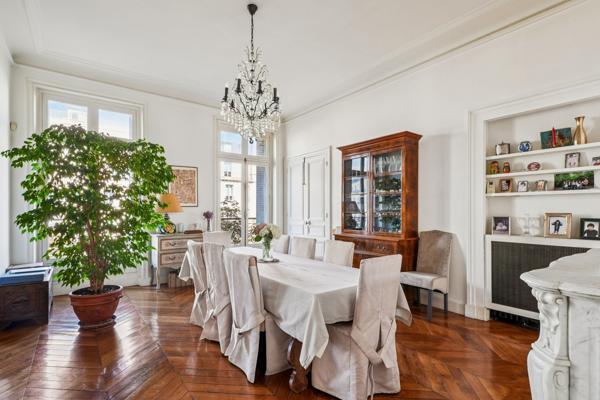 Vente Appartement de luxe Paris 8 5 Pièces 181 m²
