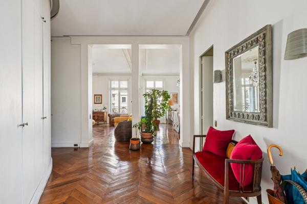 Vente Appartement de luxe Paris 8 5 Pièces 181 m²