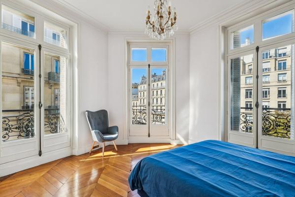 Vente Appartement de luxe Paris 8 5 Pièces 181 m²