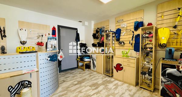 À vendre Local commercial 75 m² - Gruissan 11430