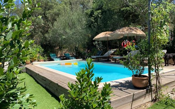 Maison à vendre    10 pièces •  La Seyne-sur-Mer