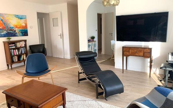 Maison à vendre    10 pièces •  La Seyne-sur-Mer