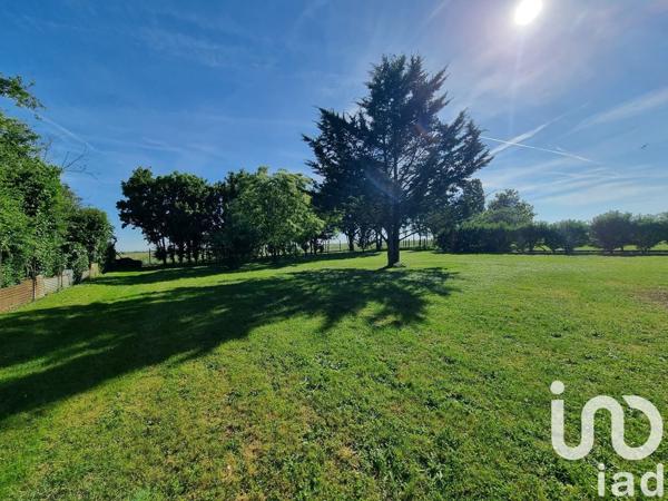 Maison rustique 4 pièces de 142 m² à Maillé (86190)