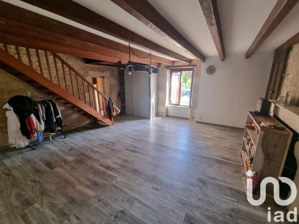 Maison rustique 4 pièces de 142 m² à Maillé (86190)