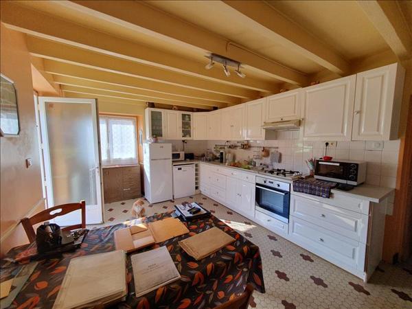 Maison à vendre |  Chassenon |  4 pièces | 84 m²