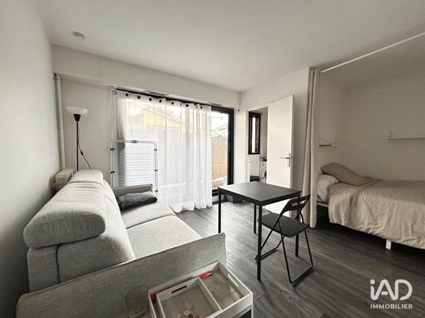 Location studio 25 m² Montreuil