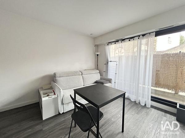 Location studio 25 m² Montreuil