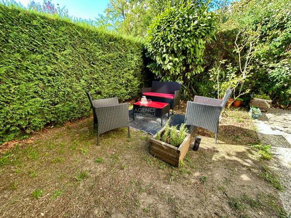 Duplex Carrières Sous Poissy 3 pièces 66 m2 avec jardin 239 000 € **  - Référence  9350