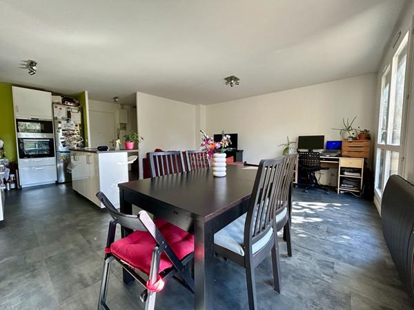 Duplex Carrières Sous Poissy 3 pièces 66 m2 avec jardin 239 000 € **  - Référence  9350