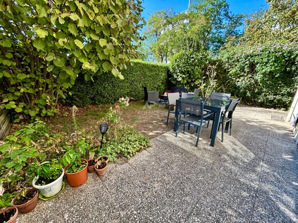 Duplex Carrières Sous Poissy 3 pièces 66 m2 avec jardin 239 000 € **  - Référence  9350