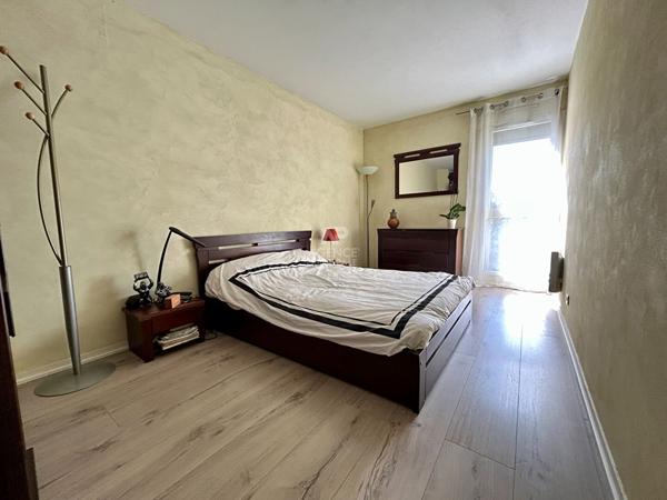 Duplex Carrières Sous Poissy 3 pièces 66 m2 avec jardin 239 000 € **  - Référence  9350