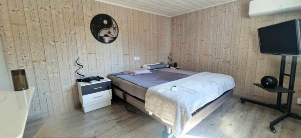 APPARTEMENT de 99 m² avec terrasse et garage.