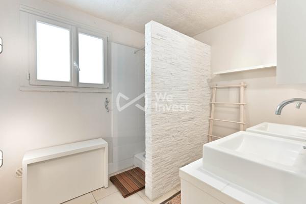 Villa d'exception avec vue panoramique, piscine et jardin de 3 000 m²