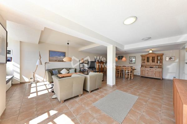 Villa d'exception avec vue panoramique, piscine et jardin de 3 000 m²