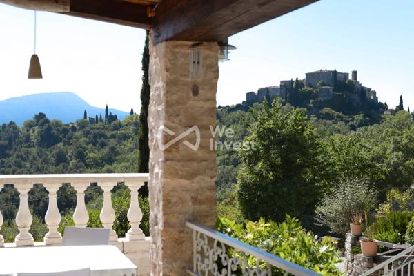 Villa d'exception avec vue panoramique, piscine et jardin de 3 000 m²