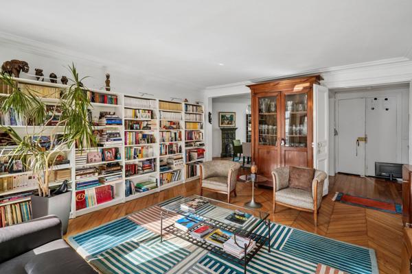 Vente Appartement de luxe Paris 8 5 Pièces 110.36 m²