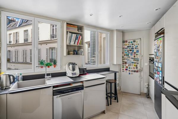 Vente Appartement de luxe Paris 8 5 Pièces 110.36 m²