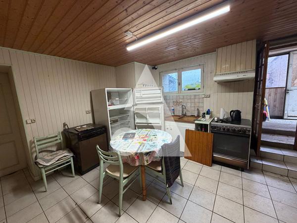 Maison 11 pièces 443 m2