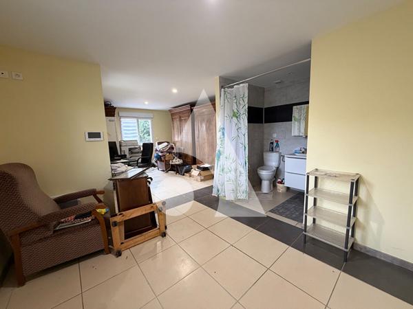 Maison 11 pièces 443 m2