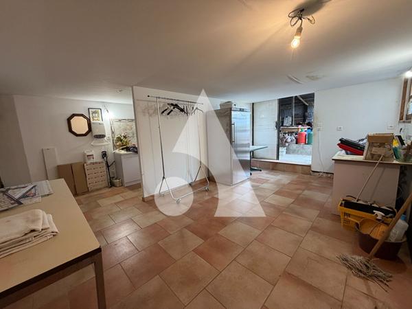 Maison 11 pièces 443 m2