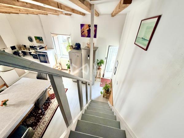 Maison de ville de type 3 rénovée.