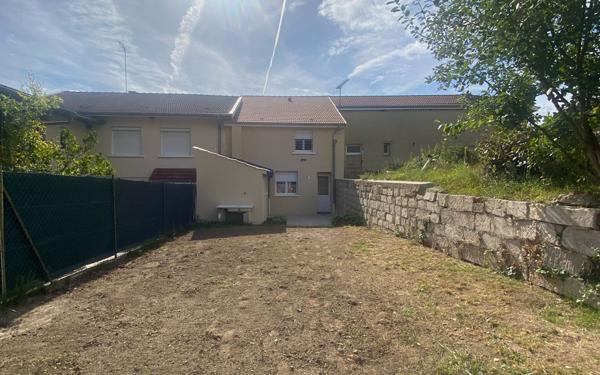 Maison à louer    4 pièces •  Cheminon