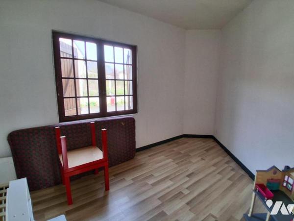 Fresnoy le grand - plain-pied 3ch  - garage et jardin