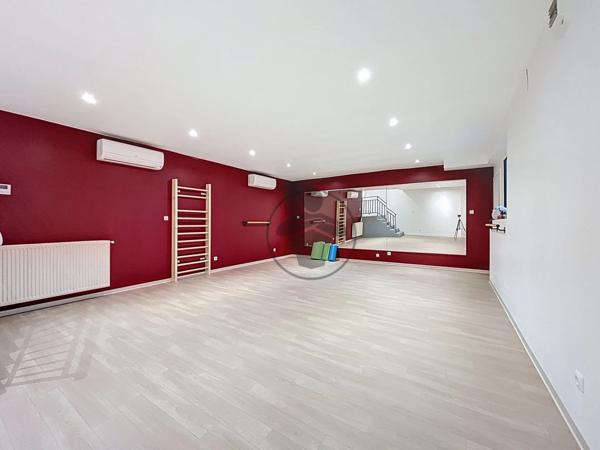 Vente Local commercial 12 pièces à Saint-Quentin