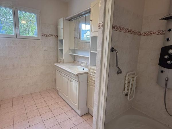 Maison à vendre à Pléneuf-Val-André dans les Côtes-d'Armor (22370), ref : 025/2613 PLENEUF VAL ANDRE - Centre Bourg