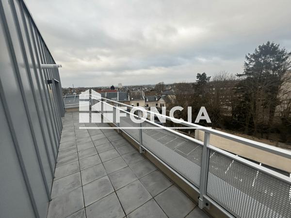 Location Appartement 3 pièces 59.43 m² - 52 RUE SAINT-HONORE Amiens 80000