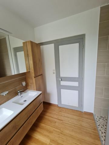 Maison Bourgeoise de 250 m2, de 1910, prix a Négocier