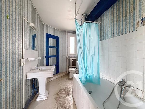 Appartement F4 à vendre  4 pièces - 103,31 m 2   COMPIEGNE  - 60