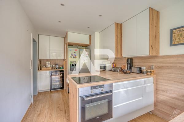 Appartement Rueil Malmaison 4 pièce(s) 82m² €550 000 ** - Référence 19660