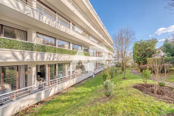 Appartement Rueil Malmaison 4 pièce(s) 82m² €550 000 ** - Référence 19660