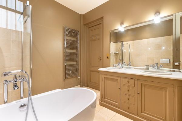 Vente Appartement de luxe Bordeaux 4 Pièces 130 m²