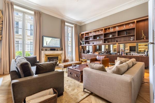 Vente Appartement de luxe Bordeaux 4 Pièces 130 m²