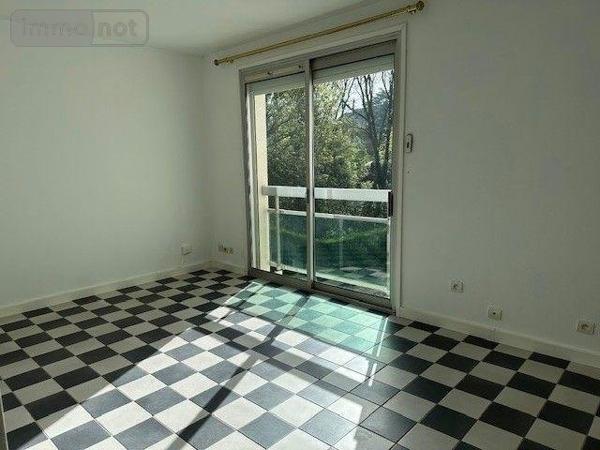 Studio à vendre à Le Mesnil-Esnard en Seine-Maritime (76240), ref : 014/998