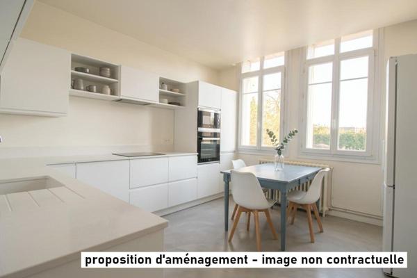 Maison de caractère en meulière de 183 m² et 6 chambres à Soissons