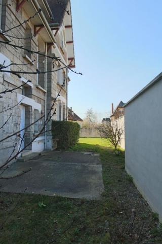Maison de caractère en meulière de 183 m² et 6 chambres à Soissons