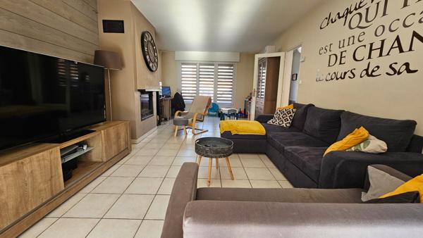 Maison  Semi-Individuelle  108 m2 - 4 chambres - Jardin - 1 Garage