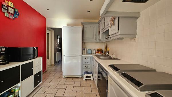 Maison  Semi-Individuelle  108 m2 - 4 chambres - Jardin - 1 Garage