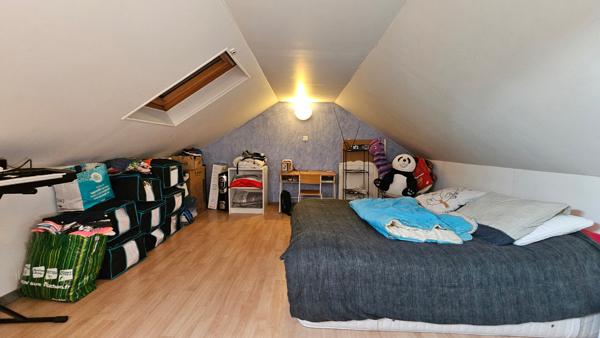 Maison  Semi-Individuelle  108 m2 - 4 chambres - Jardin - 1 Garage