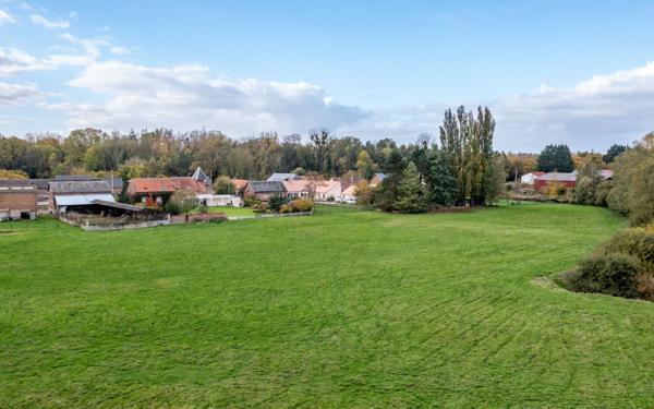 Maison à vendre    7 pièces •  Condren